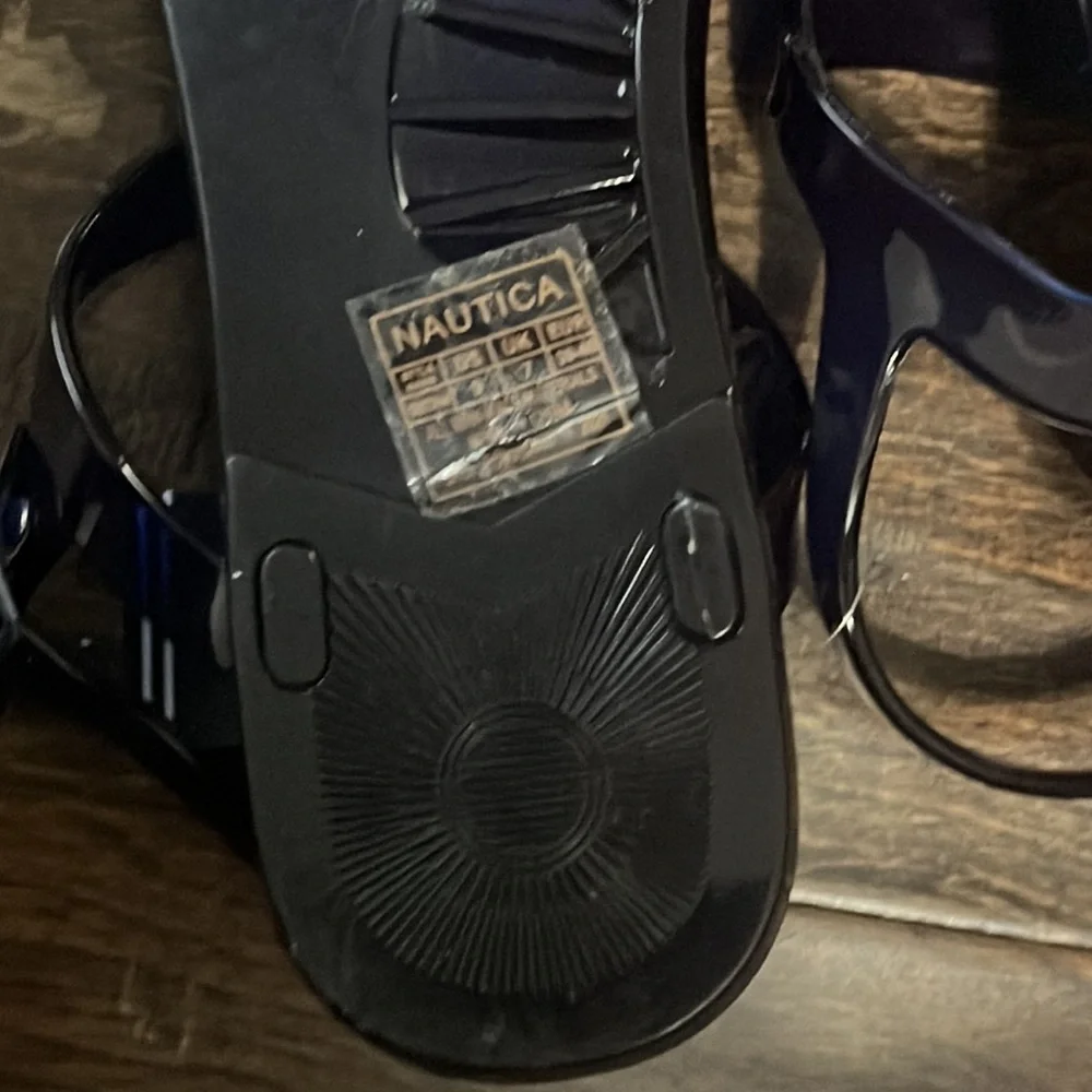 New - Picture 4 of 5
